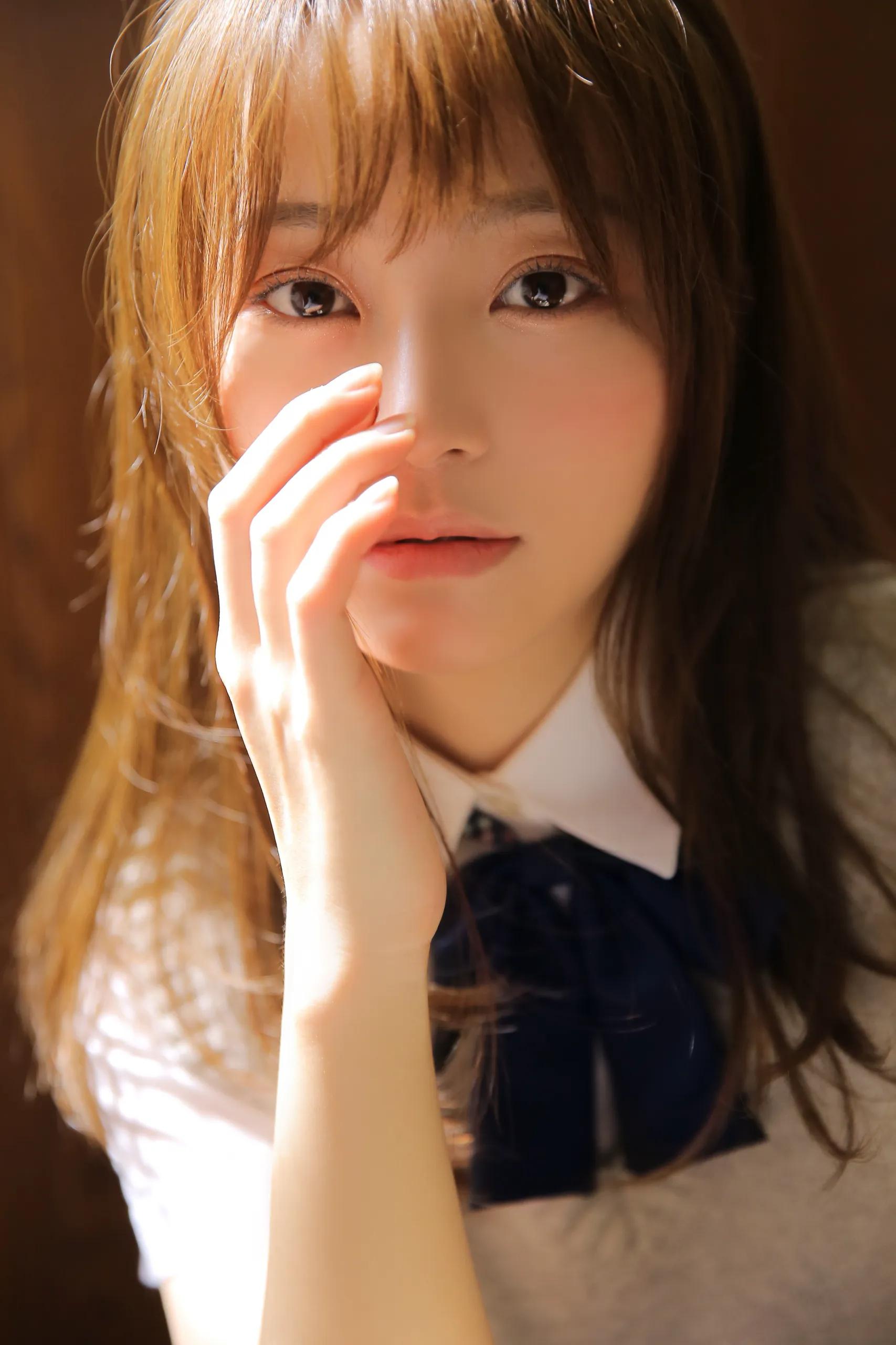 Golden Hour Fashion Showcase Scene