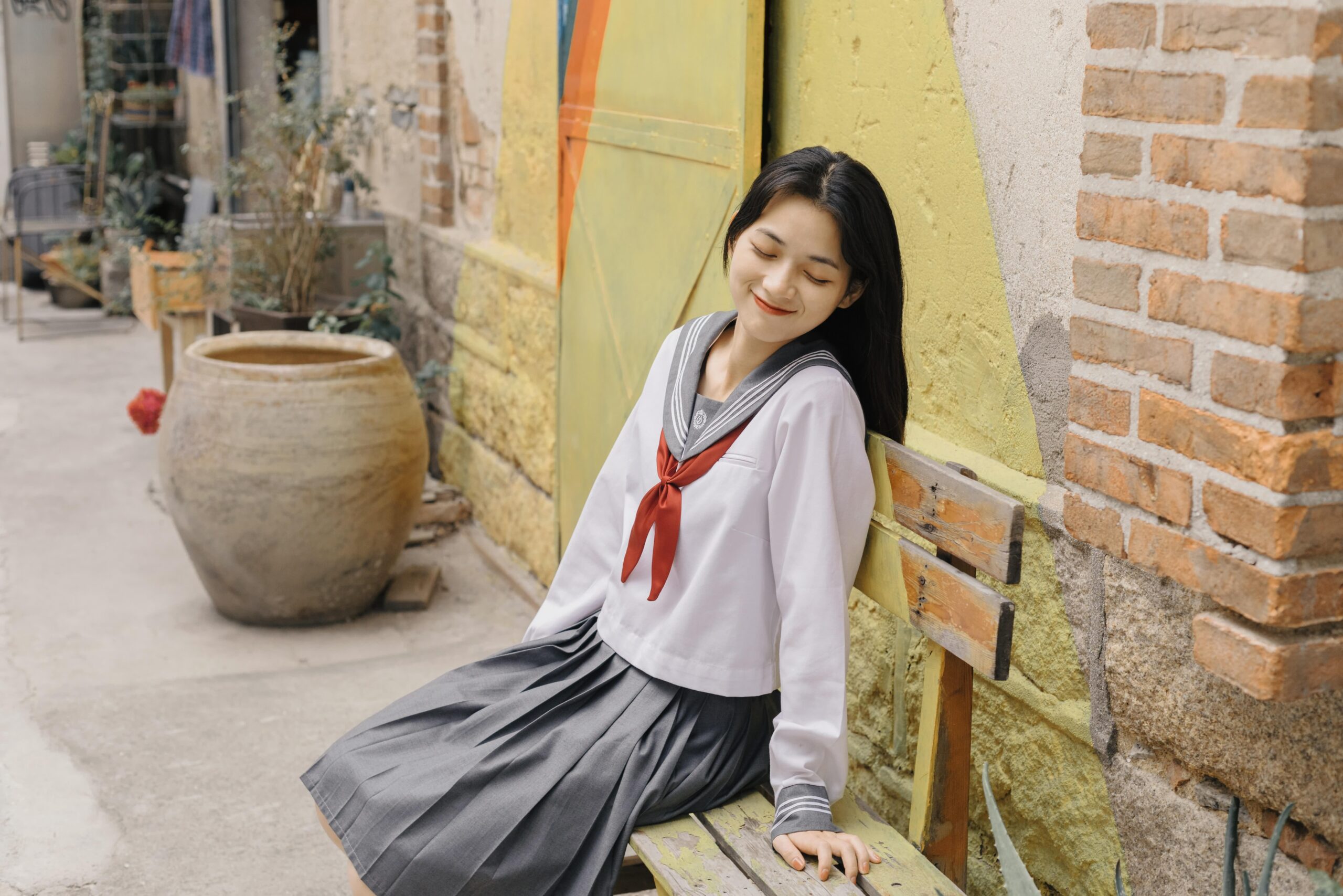 Contemporary Fashion Culture Student Lifestyle