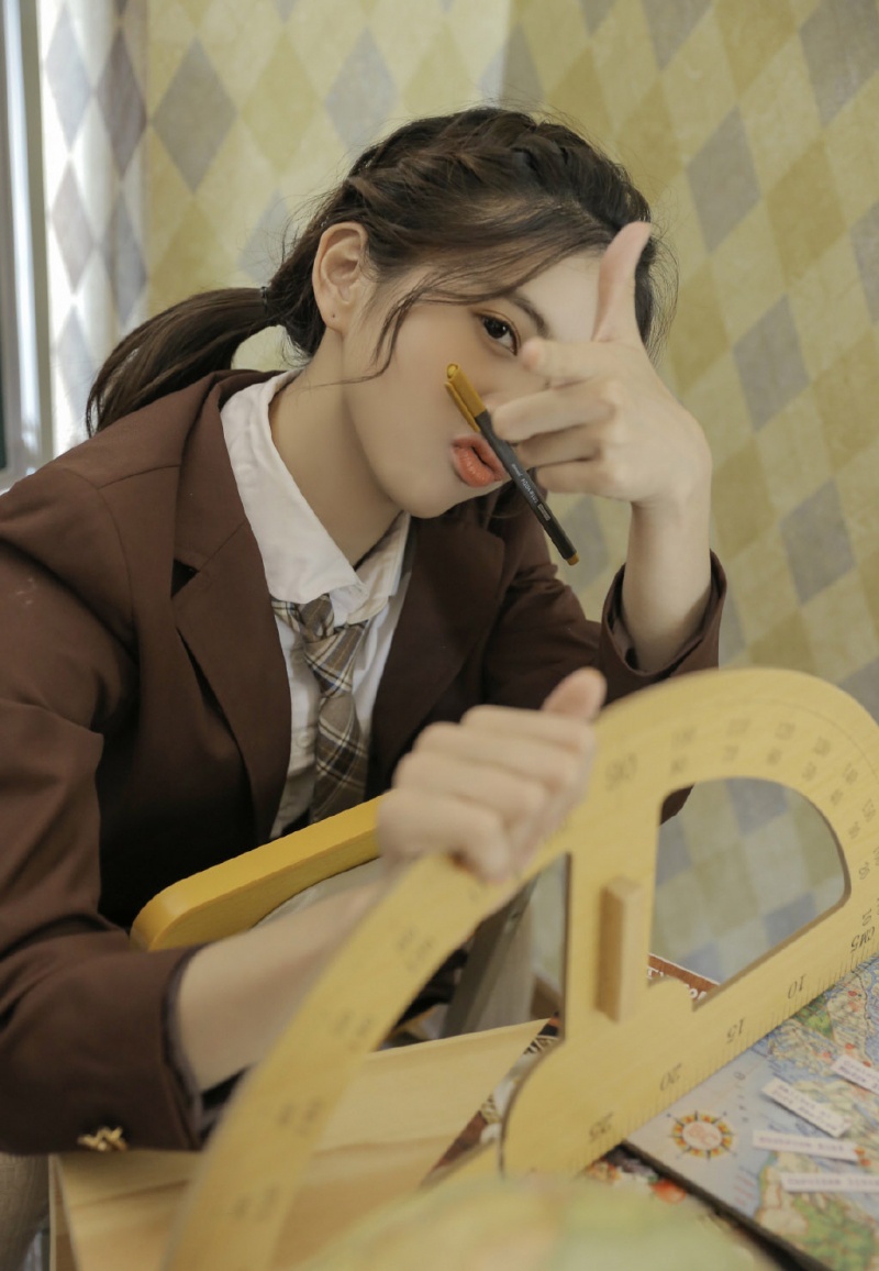 Seasonal Fashion Collection Student Fashion