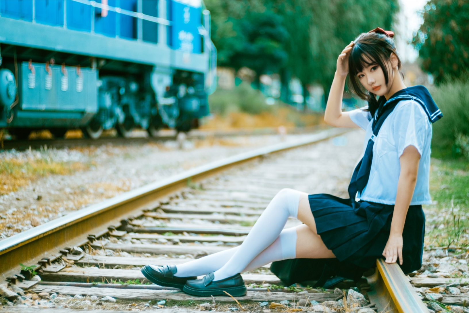 Minimalist Fashion Charm Street Style