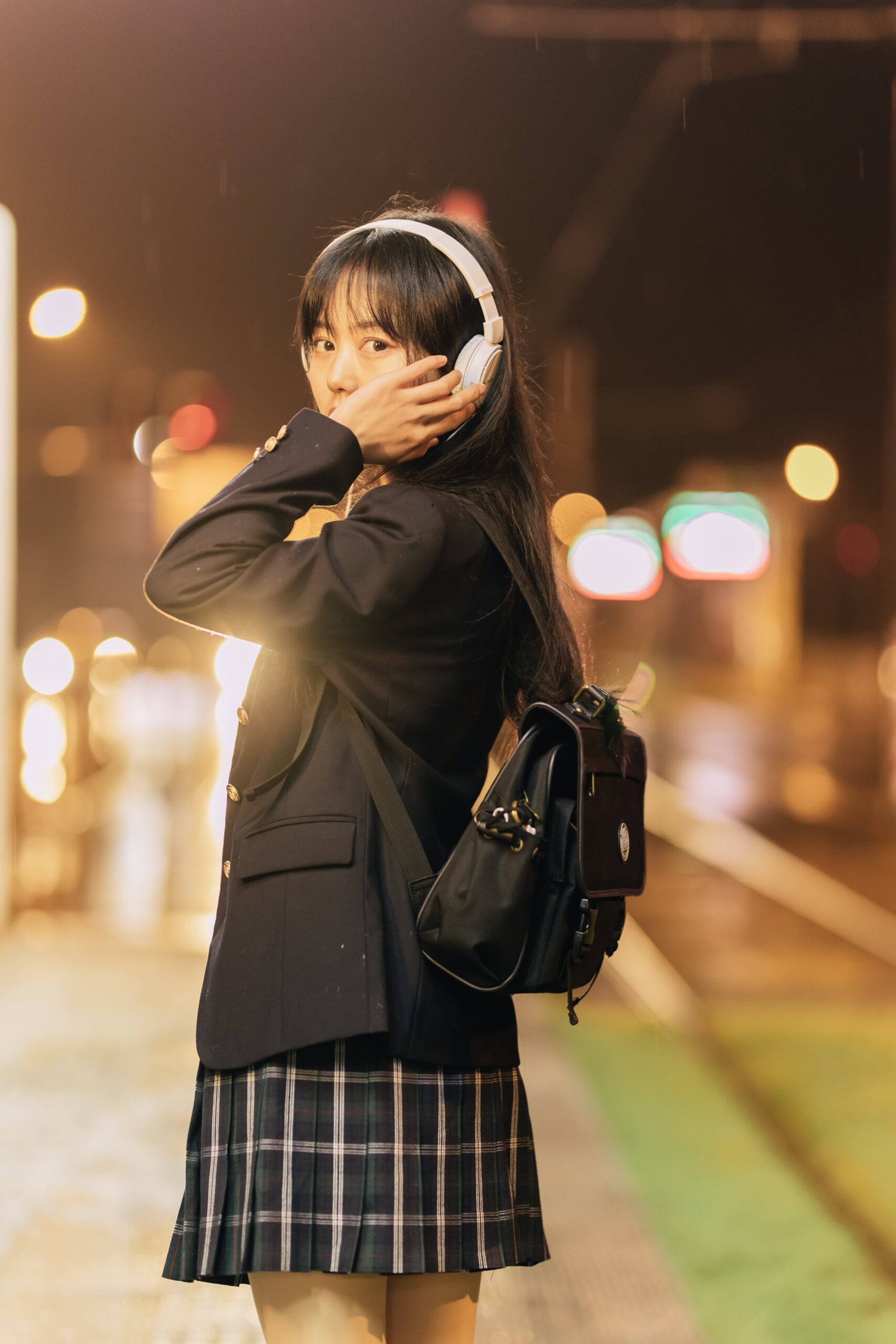 Fashion Moving Portrait Feature