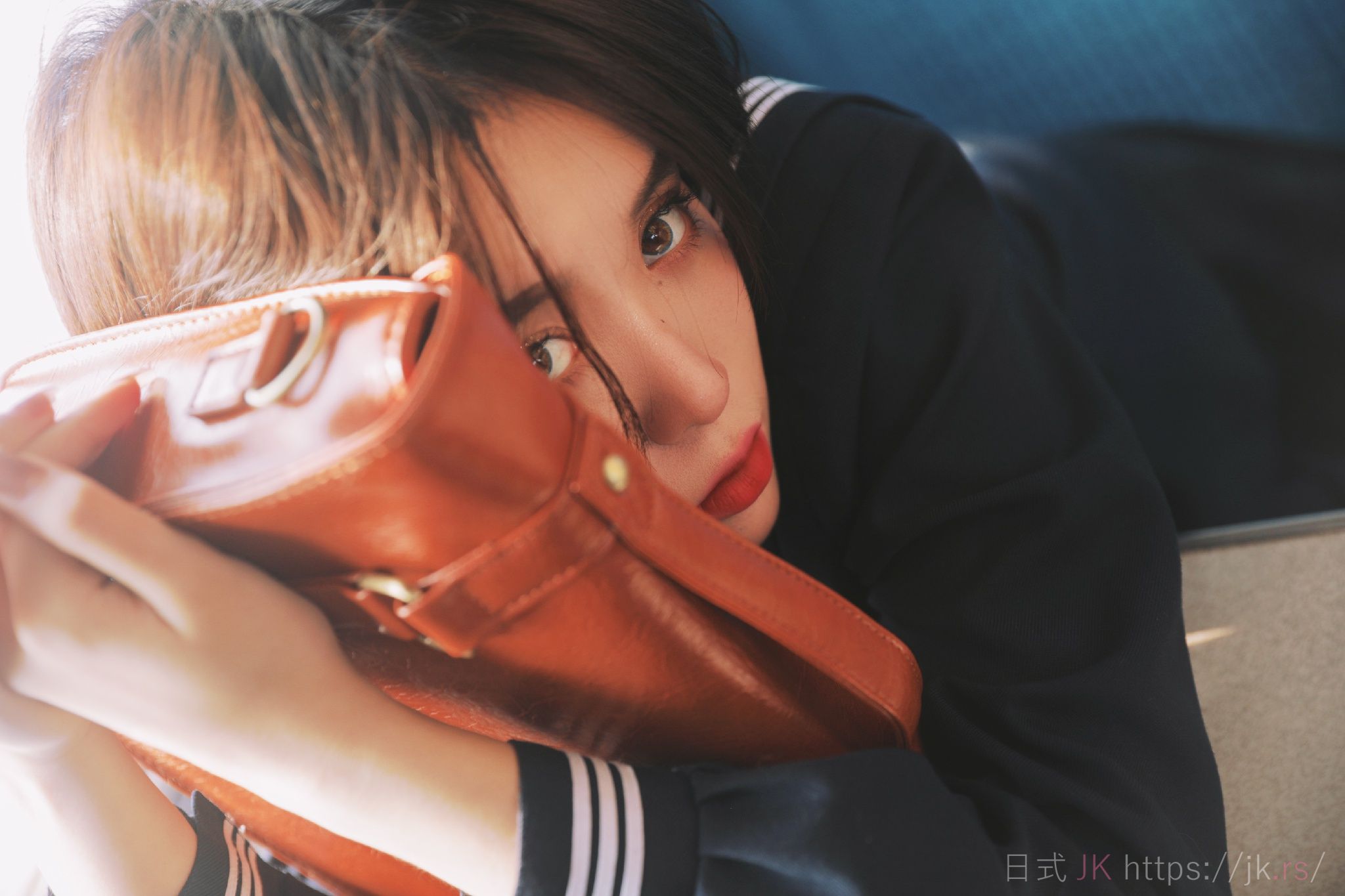 Capturing Fashion With Beauty Intriguing