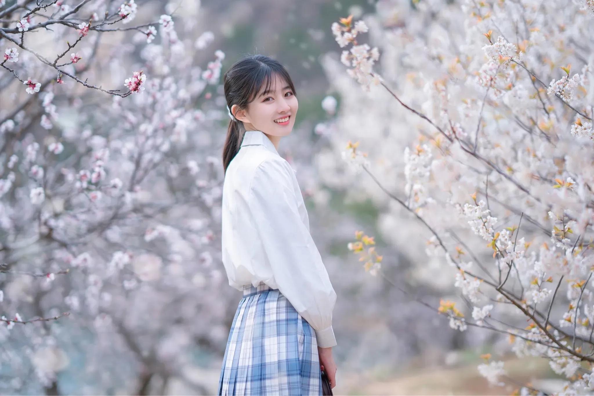 Professional School Girl School Wear Highlight