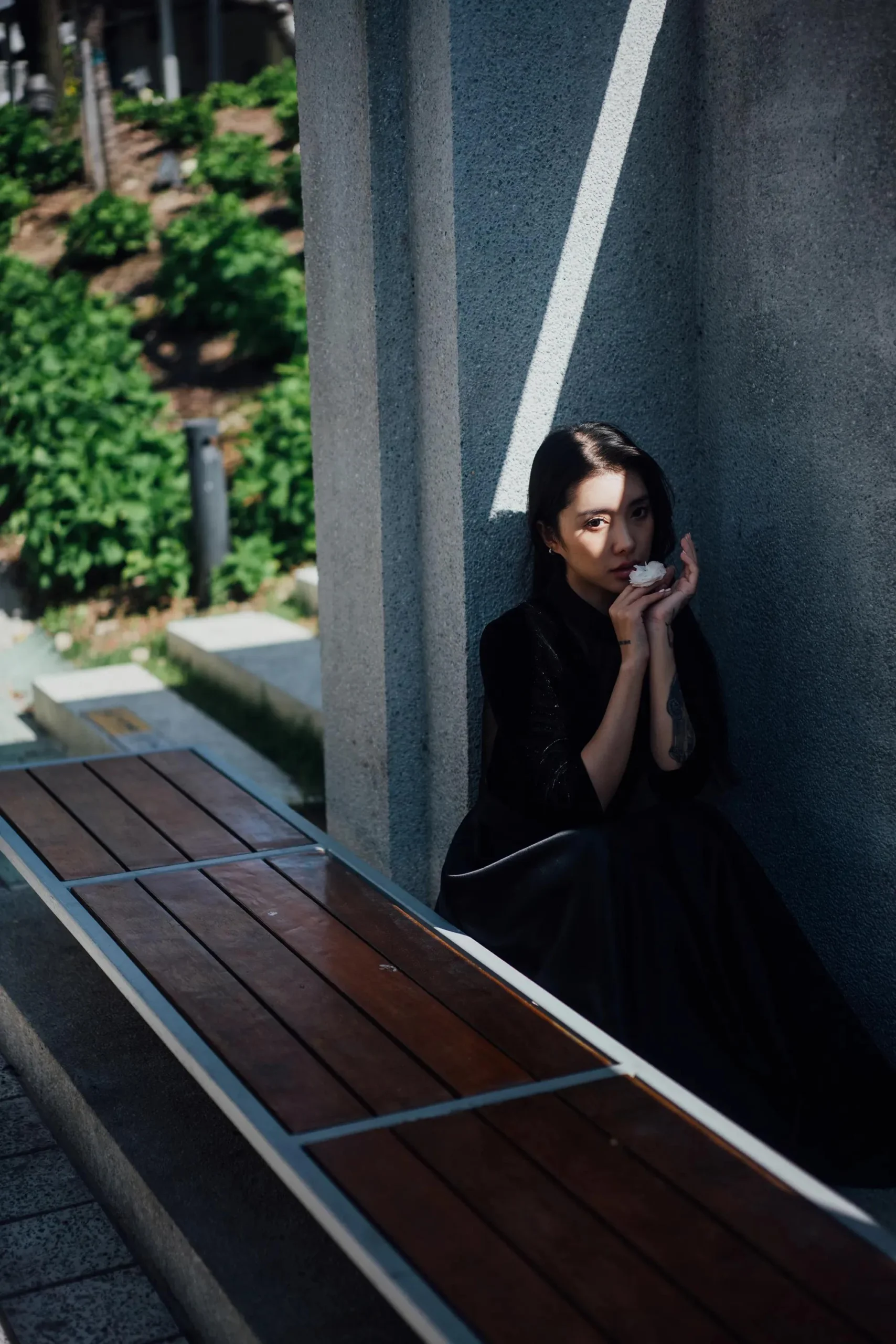 Quiet Campus Gallery Scene Romantic