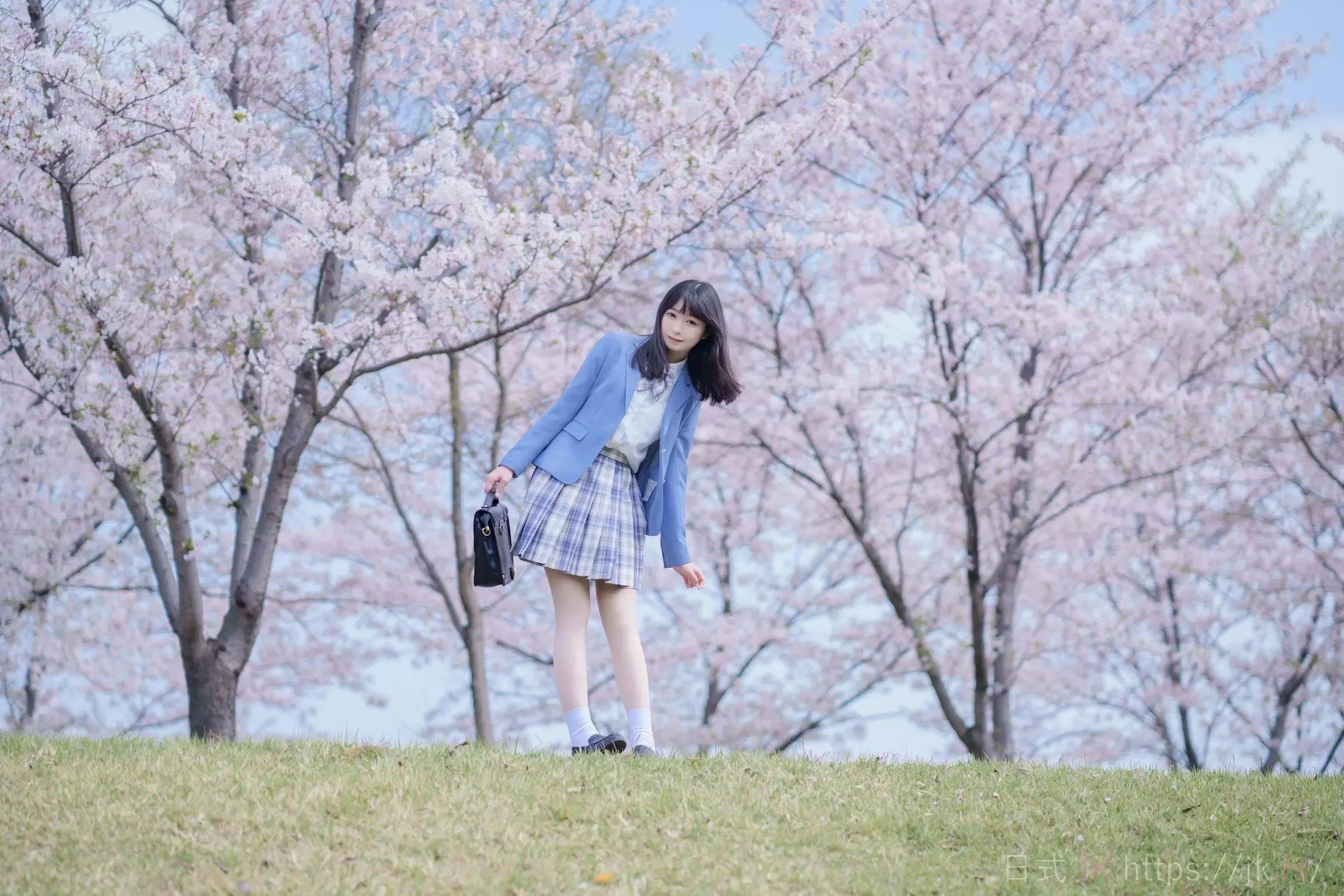 Spring School Wear Special Vision