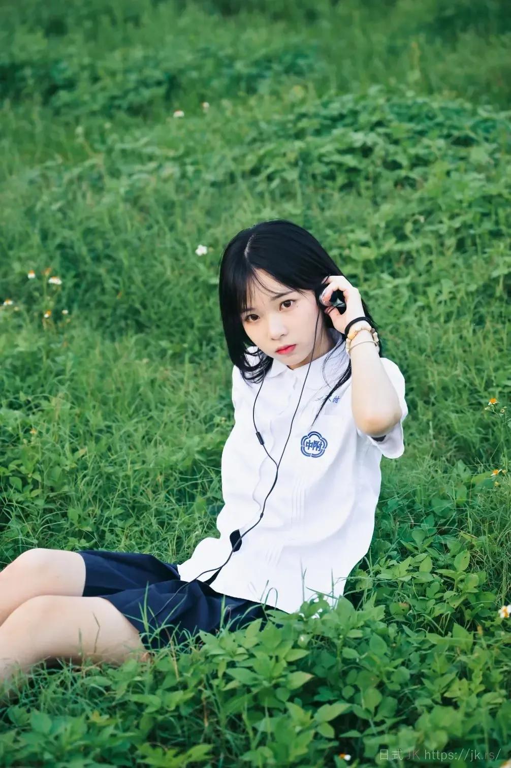 Campus Fashion Spotlight Nighttime