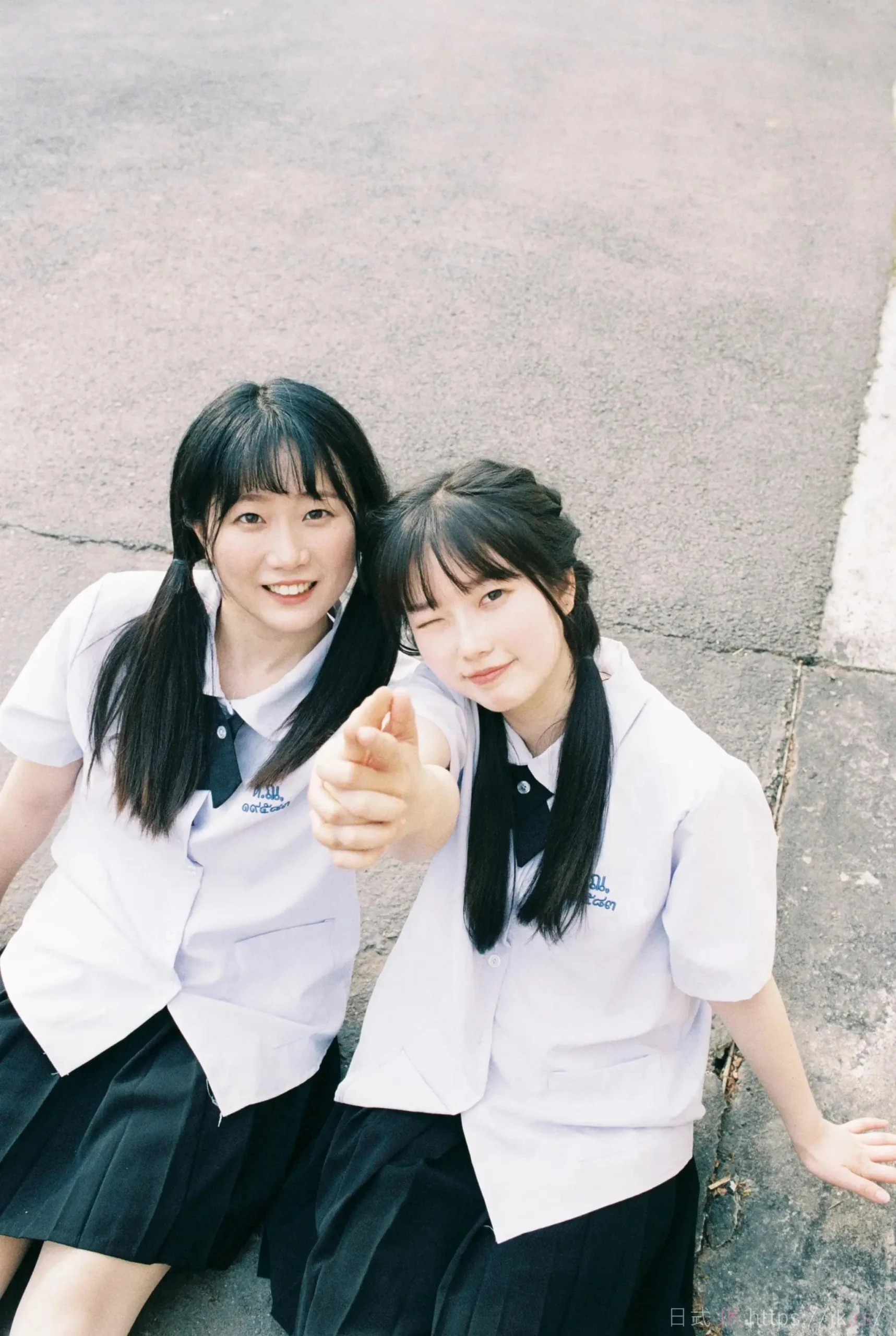 Afternoon Sunshine Mood Campus Trends