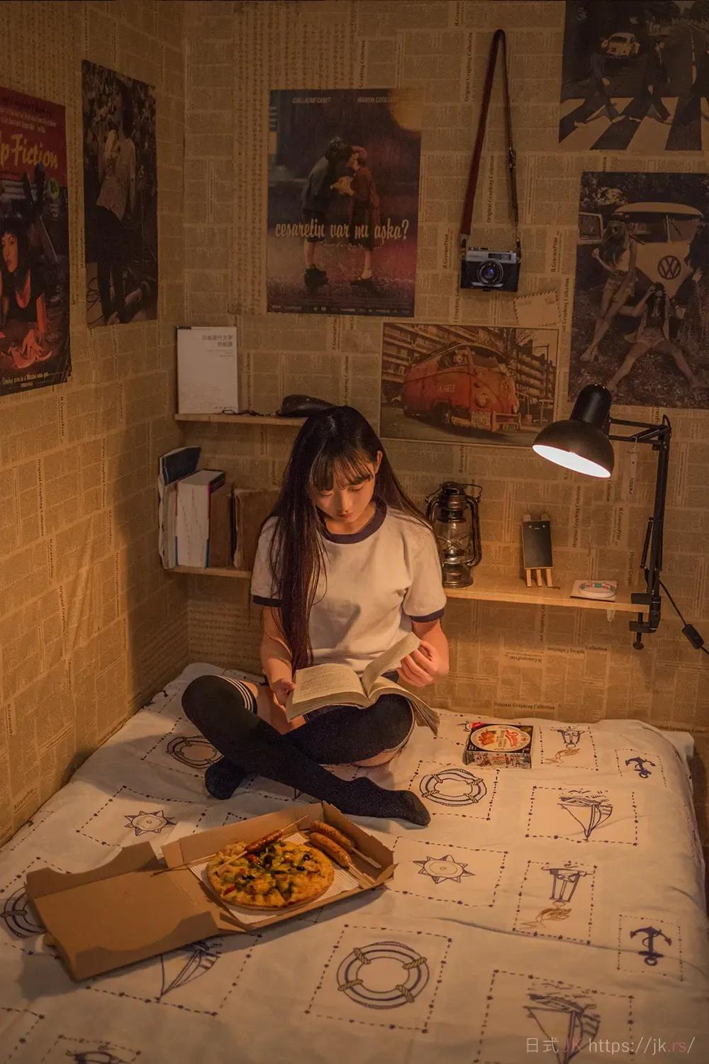 Girl Echoes In Academy Fashion